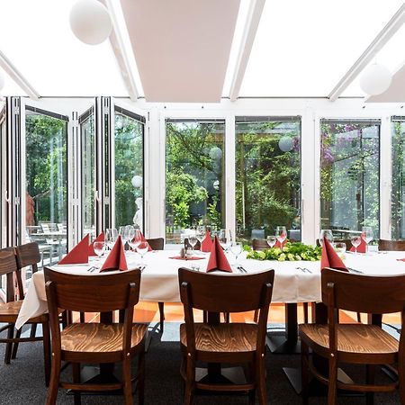 Hotel Grenzfall Berlin Bagian luar foto