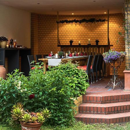 Hotel Grenzfall Berlin Bagian luar foto