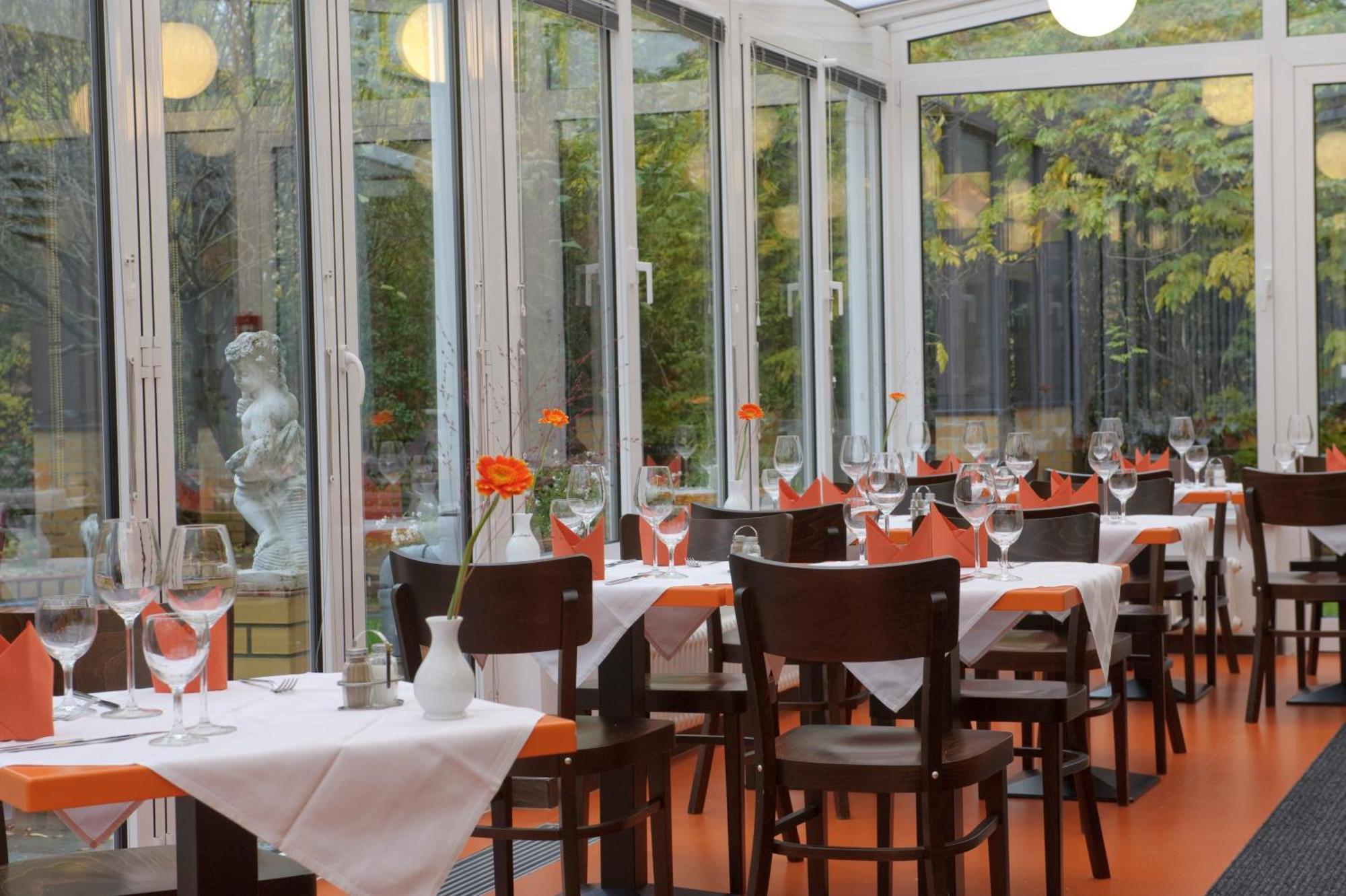 Hotel Grenzfall Berlin Bagian luar foto