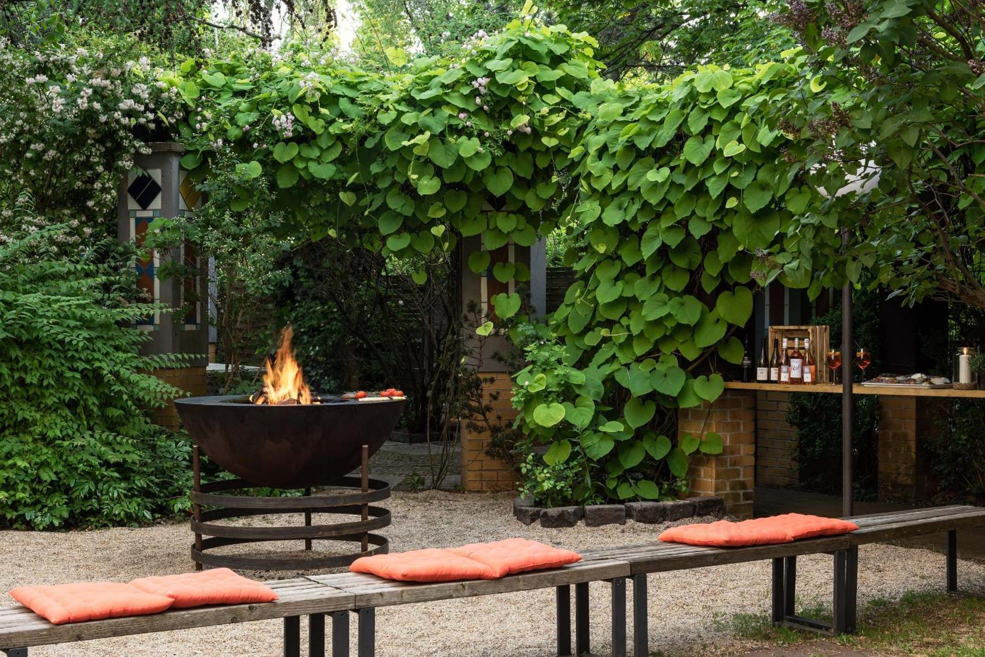 Hotel Grenzfall Berlin Bagian luar foto