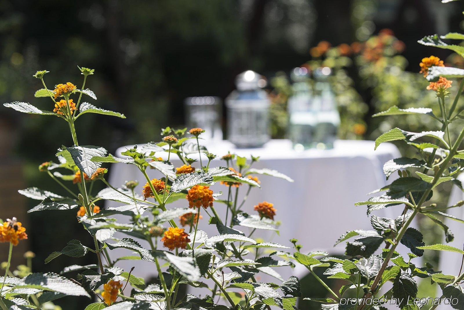 Hotel Grenzfall Berlin Bagian luar foto