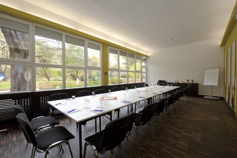 Hotel Grenzfall Berlin Bagian luar foto