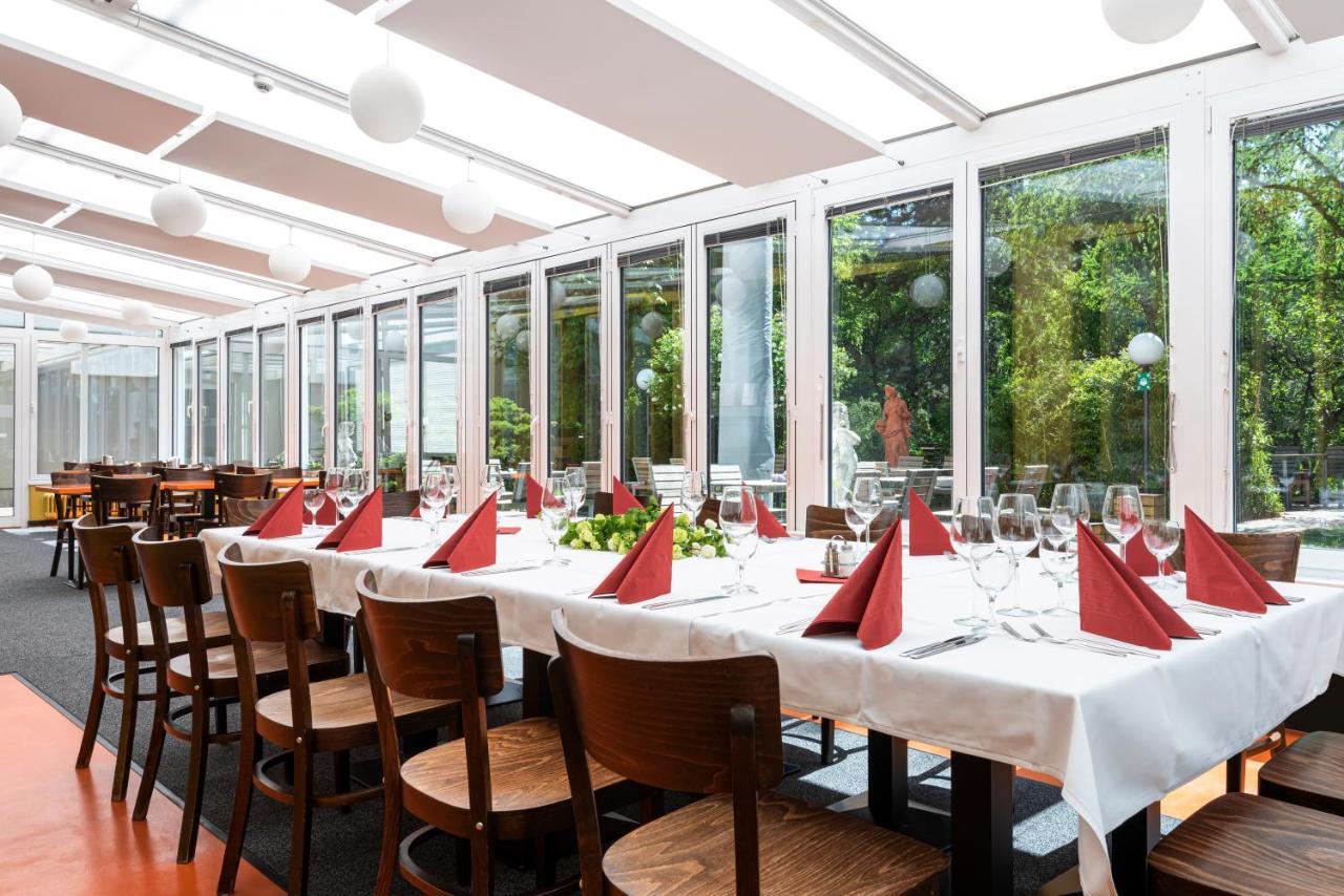 Hotel Grenzfall Berlin Bagian luar foto